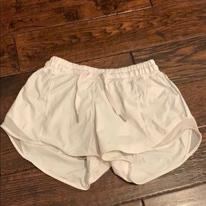 Hotty hot Lulu lemon shorts (short) size 4 (white)